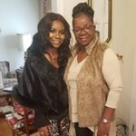 Profile Picture of Lisa Riggins (@dazzlewithlisaanddaja) on Instagram