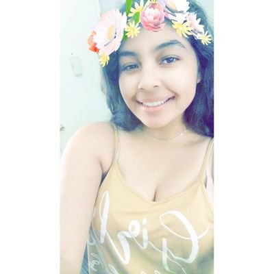 Profile Picture of Priscilla De La Rosa (@delarosa_737) on Twitter