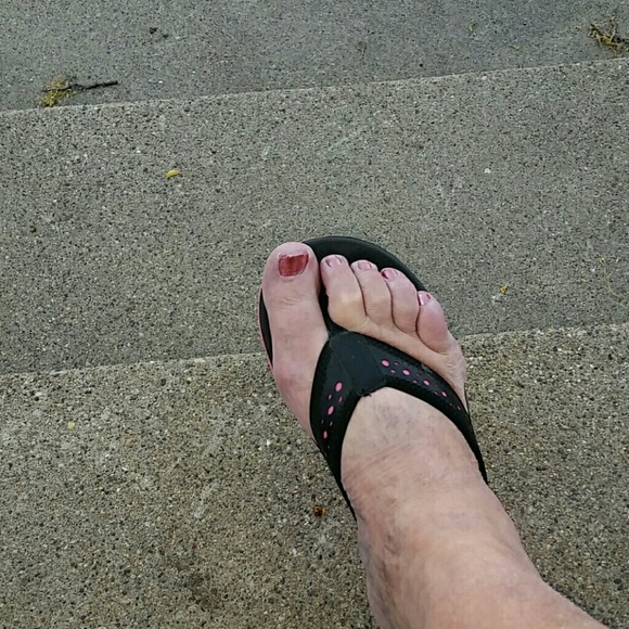 Profile Picture of Cindy Weber (@caweb5776) on Poshmark