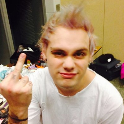 Profile Picture of Alexandra Curran (@cliffords_dance) on Twitter