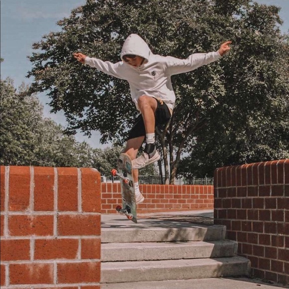 Profile Picture of Garrett Morgan (@garrettmorga332) on Poshmark