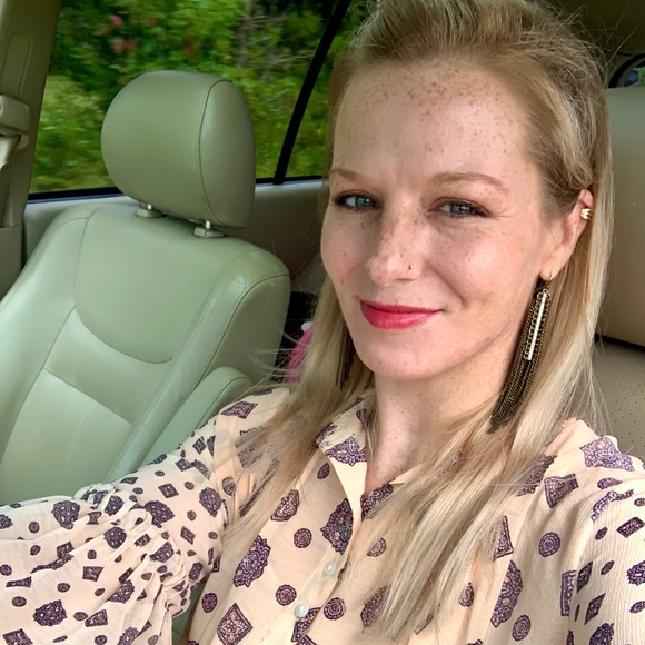 Profile Picture of Jade Witty (@jmarieshop87) on Poshmark