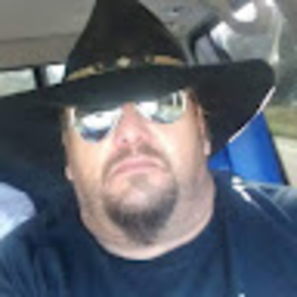 Profile Picture of Scott Davis (@scottdavis407) on Poshmark