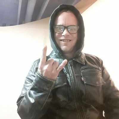 Profile Picture of Michael Krolczyk (@MichaelKrolczy2) on Twitter