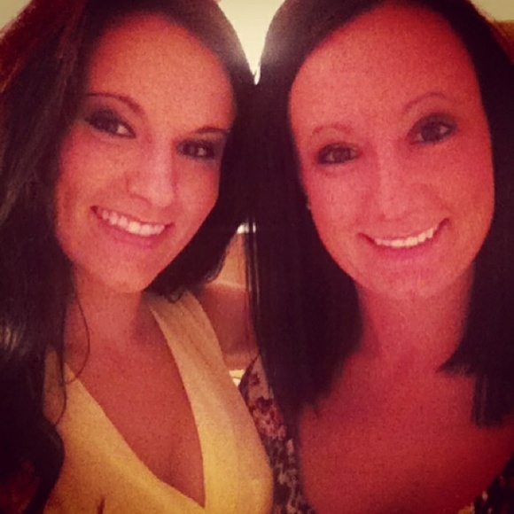 Profile Picture of Kelly Chizick (@kchizick) on Poshmark