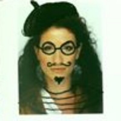 Profile Picture of Amanda Wallace (@mandacwallace) on Twitter