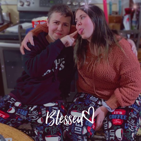 Profile Picture of Hope Toder (@toderhope) on Poshmark