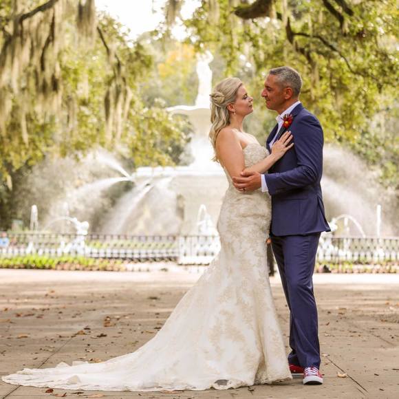 Profile Picture of Carrie Cononico (@mammacpc) on Poshmark