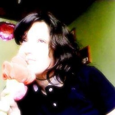 Profile Picture of Susana Acevedo (@susanaacevedo2) on Twitter