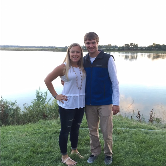 Profile Picture of Lexie Mendick (@almendick) on Poshmark