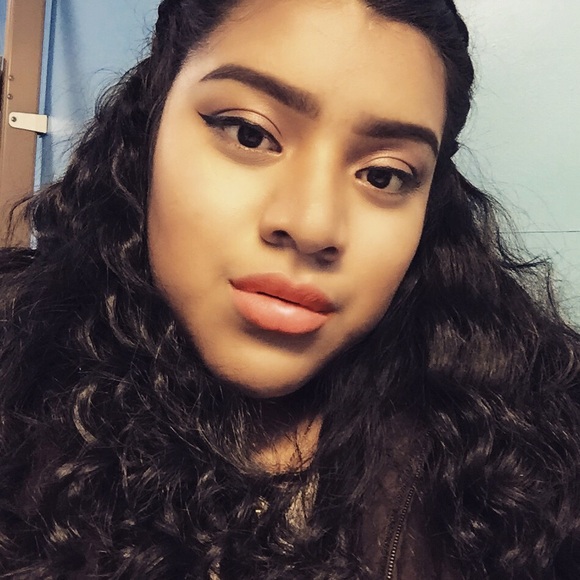 Profile Picture of Briany Estevez (@britney1076) on Poshmark