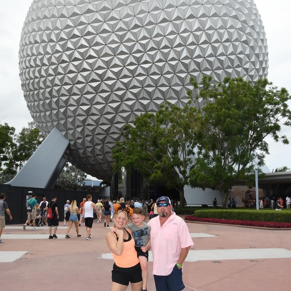 Profile Picture of Jaclyn Richards (@jaclyn_richards) on Poshmark