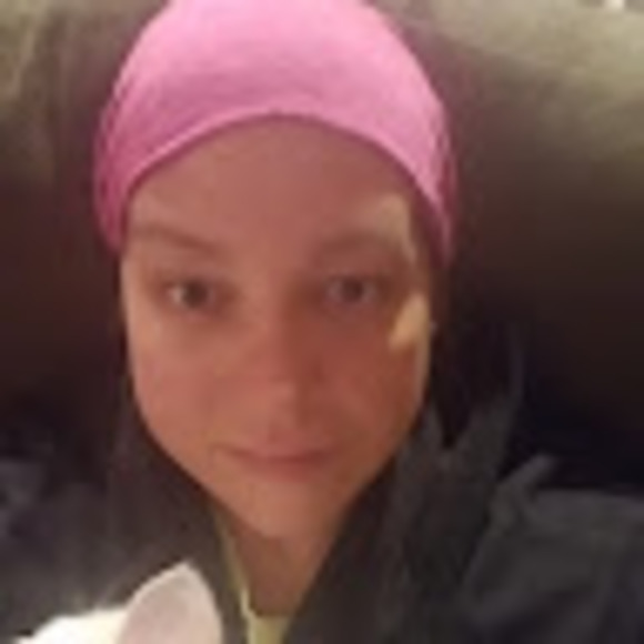 Profile Picture of Christine Nylander (@nahni1973) on Poshmark
