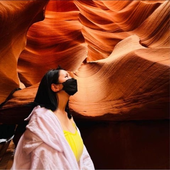 Profile Picture of Uynga Michka (@javzanpagam2017) on Poshmark