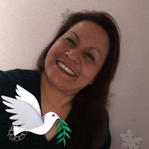 Profile Picture of Rocio Cisneros (@rocioluna_88) on Poshmark