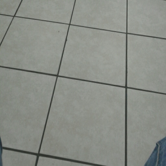 Profile Picture of Allison Harper (@allisonhar22) on Poshmark