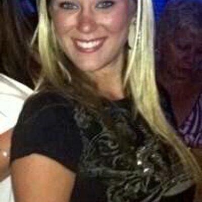 Profile Picture of Amanda Reuther (@amandamagen) on Twitter