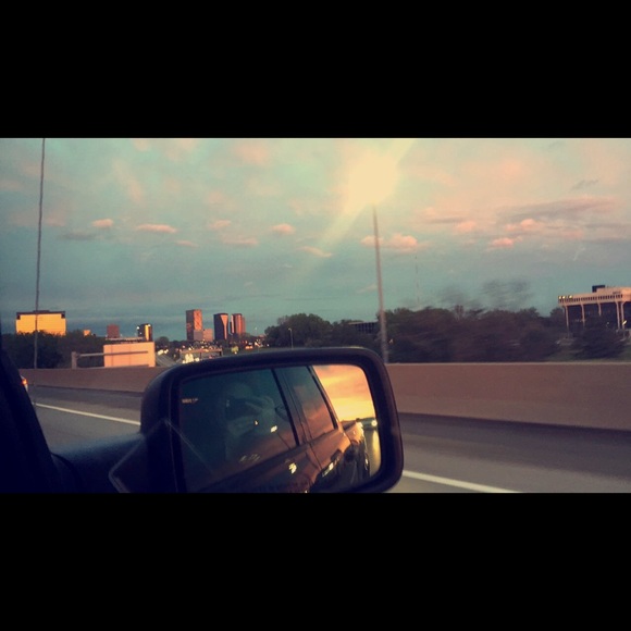 Profile Picture of Emily Julka (@emeryyyyyy) on Poshmark