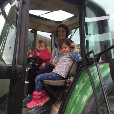 Profile Picture of Edward Morgan (@tedstractor) on Twitter