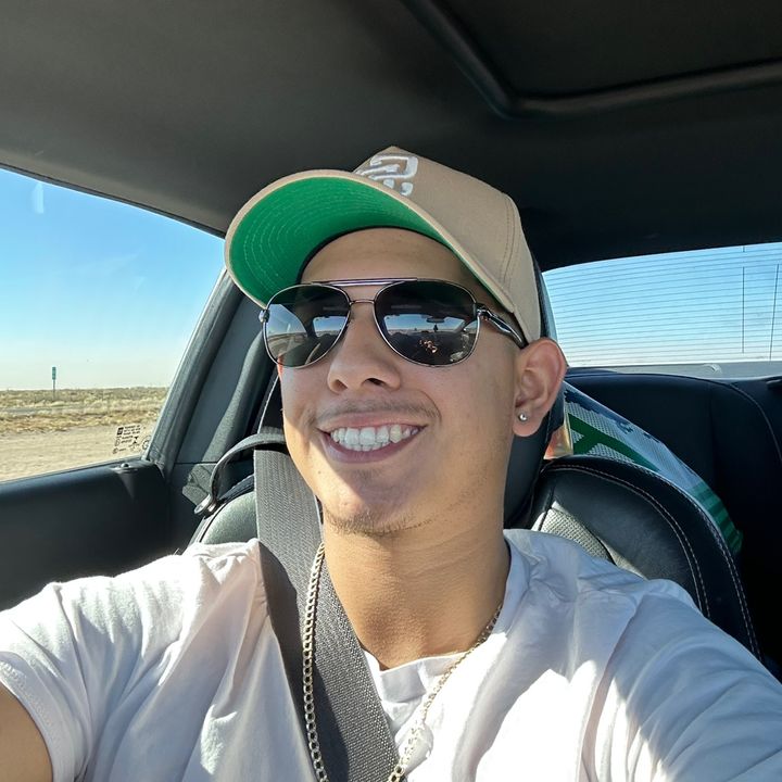 Profile Picture of Andrew (@vtx_andrewg17) on Tiktok