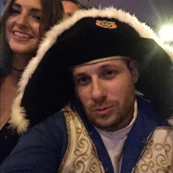 Profile Picture of Kyle Kuntz (@kuzzi9) on Poshmark
