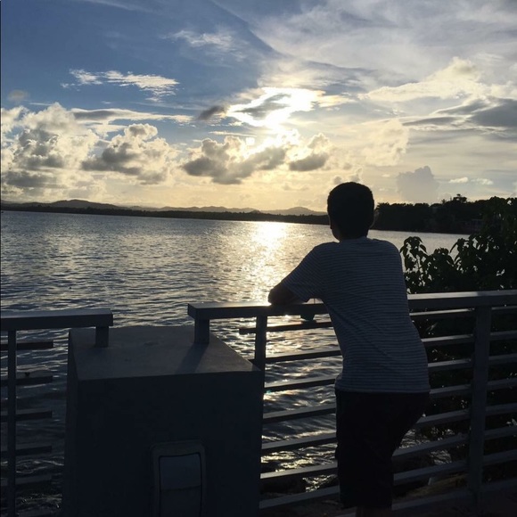 Profile Picture of Gustavo Rossello (@troopzhd) on Poshmark