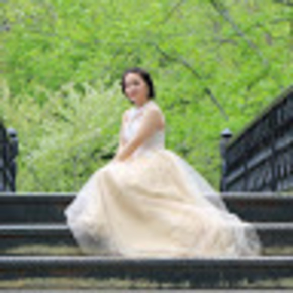 Profile Picture of Pa Yang (@payang744) on Poshmark