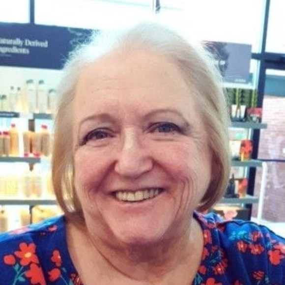 Profile Picture of Nancy Thysell (@thysellnifty) on Poshmark