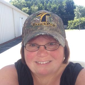 Profile Picture of Laura Quarles (@the_quarles) on Myspace