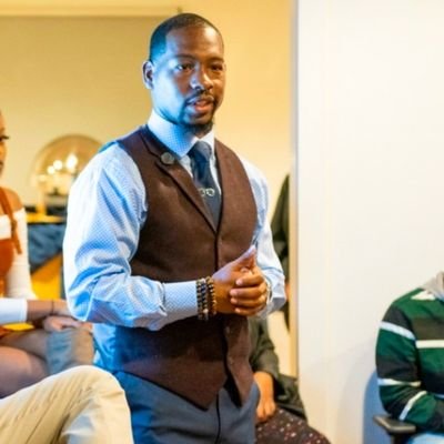 Profile Picture of Frederick George (@Fredg52716) on Twitter