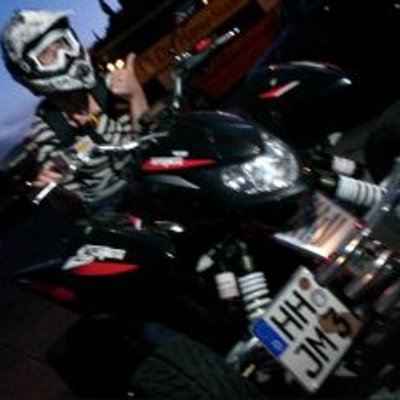 Profile Picture of Julia Seidel (@blumentopf82) on Twitter