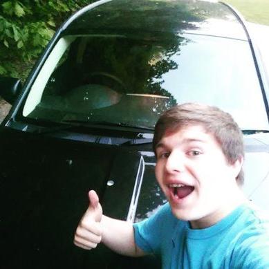 Profile Picture of Zach Grube (@zach_man24) on Twitter