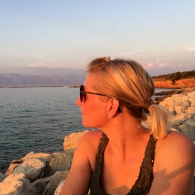 Profile Picture of Melanie Schröder (@mel_glitzer) on Twitter