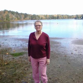 Eileen Applegate - Facebook Profile Picture of Eileen Applegate (@Eileen-Applegate) on Facebook