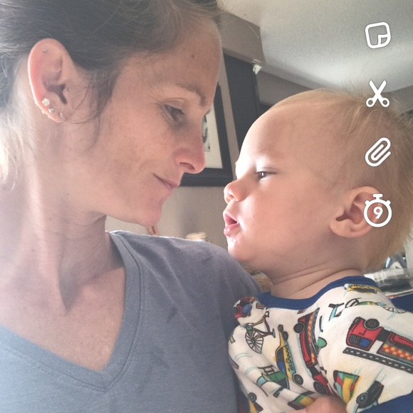 Profile Picture of Erin Wade (@etwade1875) on Poshmark