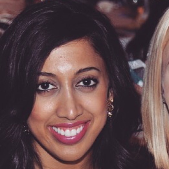 Tanya Chengappa - Poshmark Profile Picture of Tanya Chengappa (@tchengap) on Poshmark