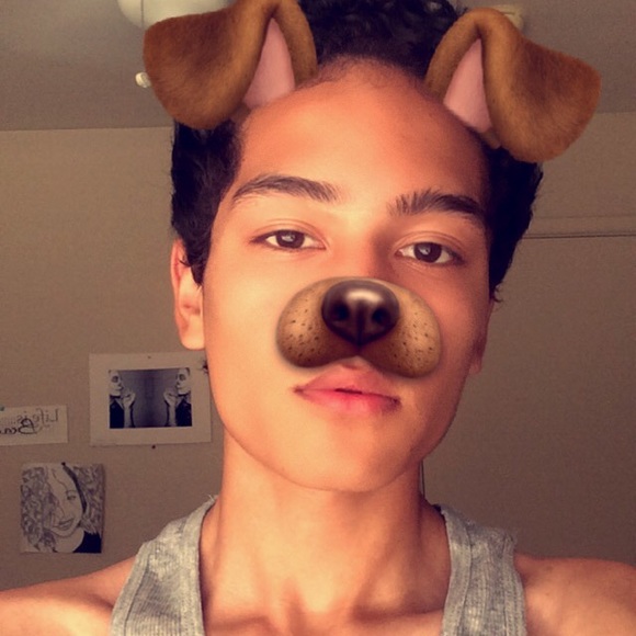 Profile Picture of Saul Angulo (@sa_hale) on Poshmark