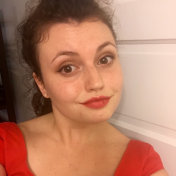 Profile Picture of Erica Endlein (@rickishay9) on Poshmark
