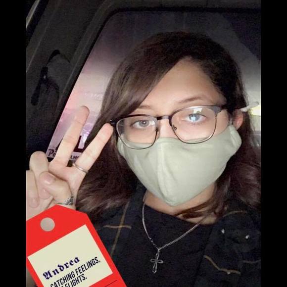 Profile Picture of Andrea Belman (@belmandrea10) on Poshmark