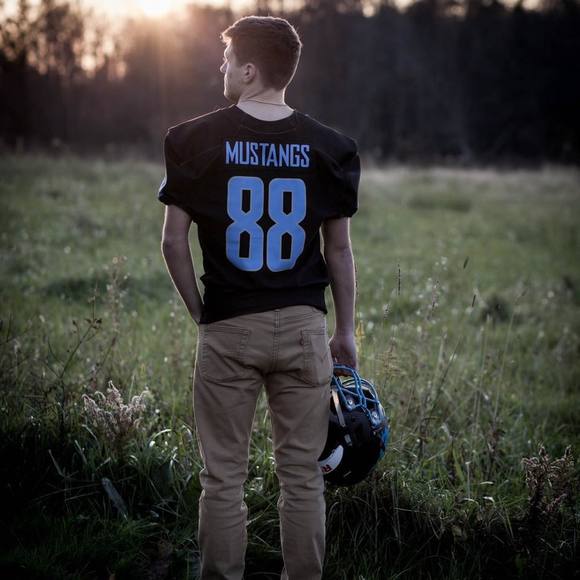 Profile Picture of Christiaan Levan (@christiaanlevan) on Poshmark