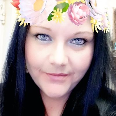 Profile Picture of Beverley Day (@bev310885) on Twitter