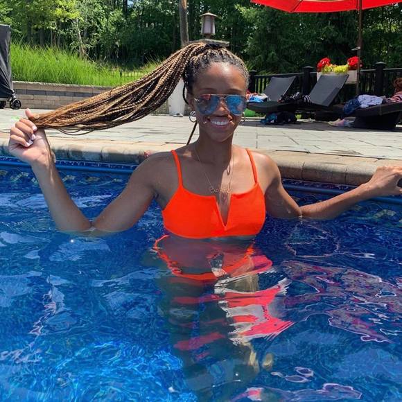 Gabby Brown-mitchell - Poshmark Profile Picture of Gabby Brown-mitchell (@gmitchy8) on Poshmark