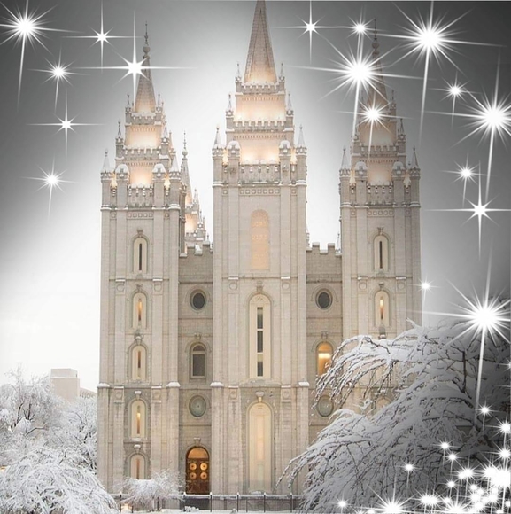 Profile Picture of Kimberly Cedeño (@kimberlycedeno) on Poshmark