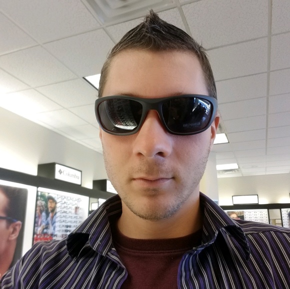 Profile Picture of Brian Fairbairn (@bfairbairn) on Poshmark