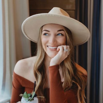 Profile Picture of Olivia Moore (@OliviaMoore93) on Twitter