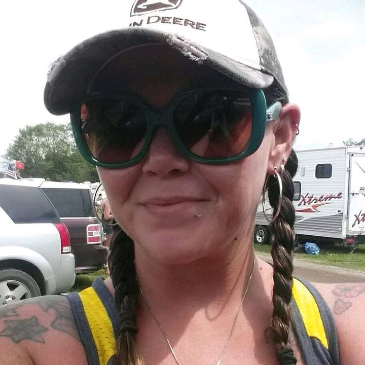 Profile Picture of A.R.C (@@amanda.r.chapin) on Tiktok
