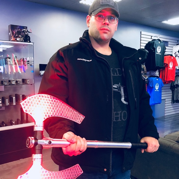 Profile Picture of Jonathan Grove (@grove824) on Poshmark