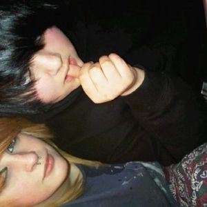 Profile Picture of Louise T.t (@countdinosawrr) on Myspace