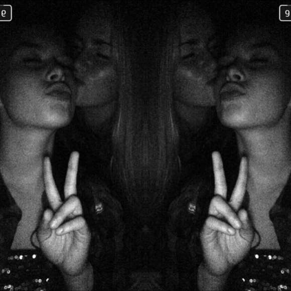 Profile Picture of Kenadee Rishling (@kenadeerishling) on Poshmark