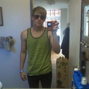 Profile Picture of Jordan Parrott (@i_luv_river) on Myspace